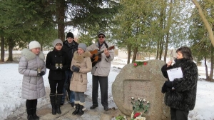 Komunistiskā genocīda upuru piemiņas dienas pasākums pie piemiņas akmens (25.03.2013) 