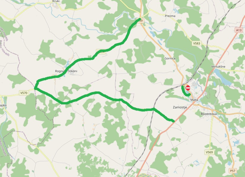 Avārijas remontdarbi ūdens apgādes sistēmā Stacijas ielā