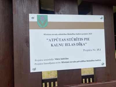 Maltā pie Kalnu ielas dīķa izveidots jauns atpūtas stūrītis
